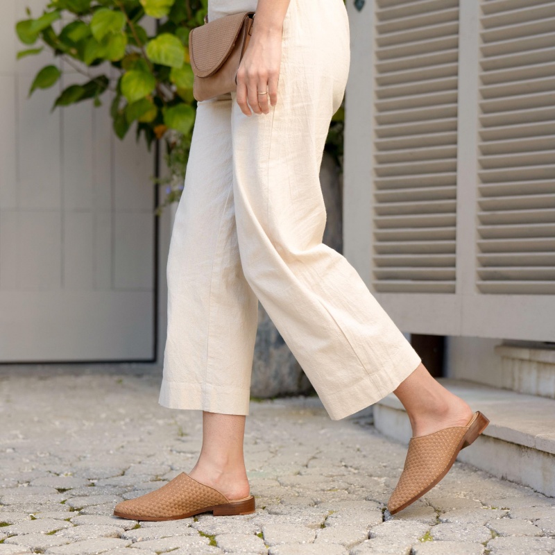 Beige Women's Nisolo Ama Woven Mules | 854237-YQZ