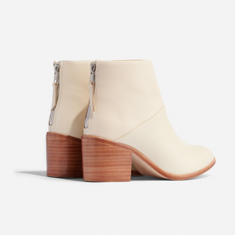 Beige Women's Nisolo Dari Boots | 364087-ZTL