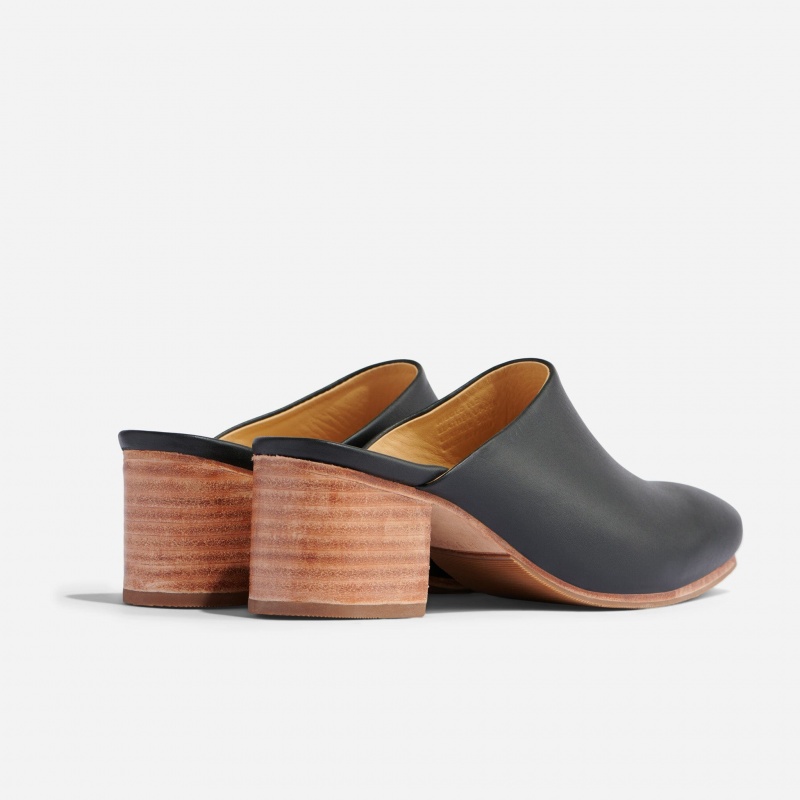 Black Women's Nisolo All-Day Heeled Mules | 124587-XQR