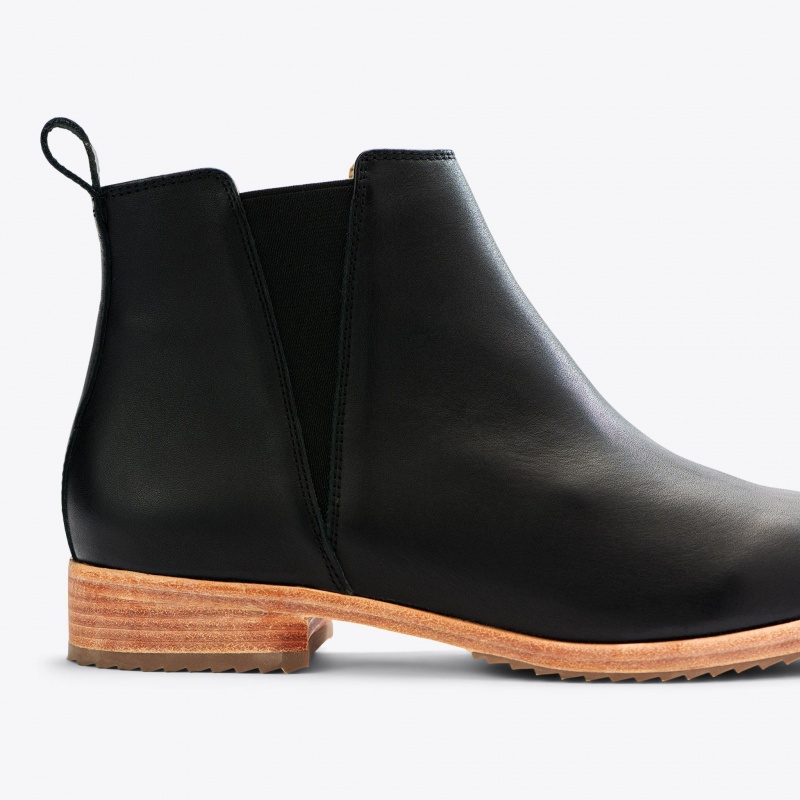 Black Women's Nisolo Classic Chelsea Boots | 503629-WNY