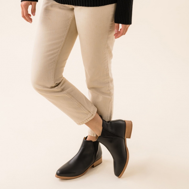 Black Women's Nisolo Eva Everyday Chelsea Boots | 469350-HXJ