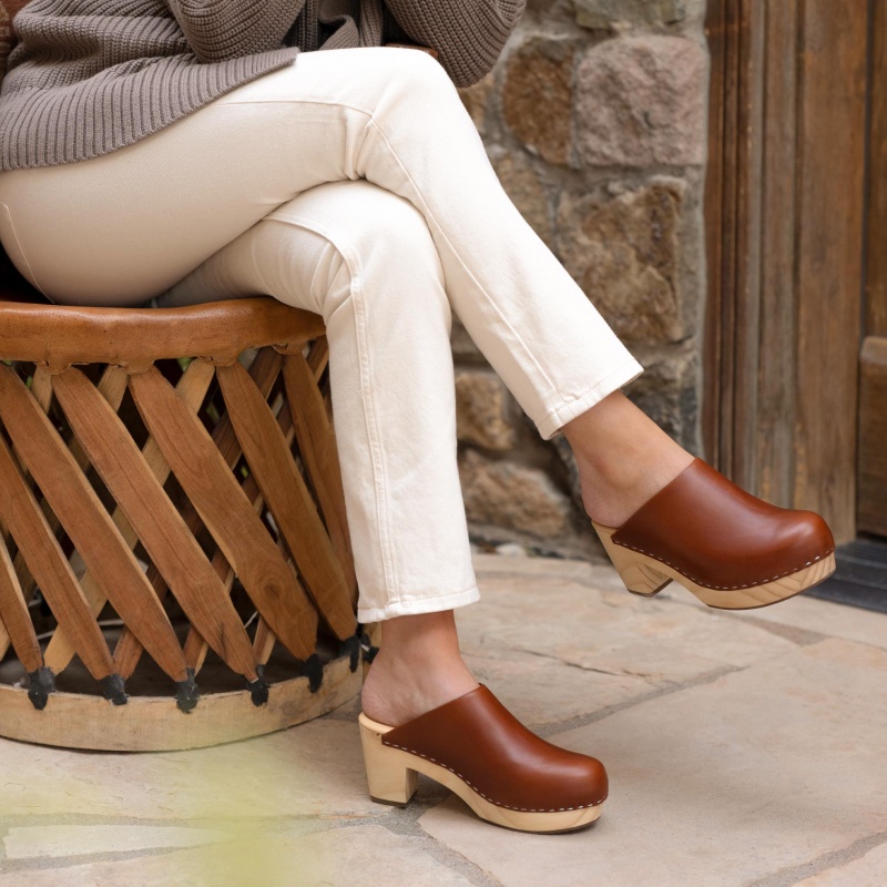 Brown Women's Nisolo All-Day Heeled Clogs | 740263-YRB