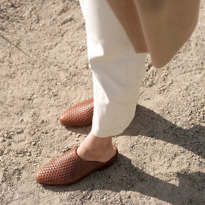 Brown Women's Nisolo Ama Woven Mule | 536710-KHR