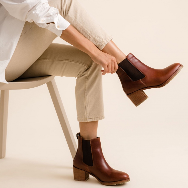 Brown Women's Nisolo Ana Go-To Heeled Chelsea Boots | 402918-SQV