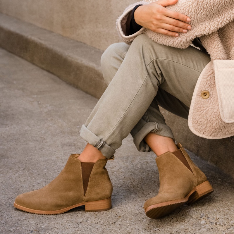 Grey Brown Women's Nisolo Eva Everyday Chelsea Boots | 051938-THA